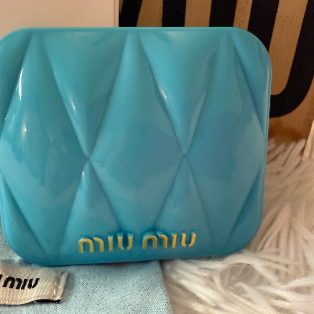 NWT Authentic Miu Miu Robin Egg Blue Double Sided Dual Compact Mirror - Picture 6 of 10